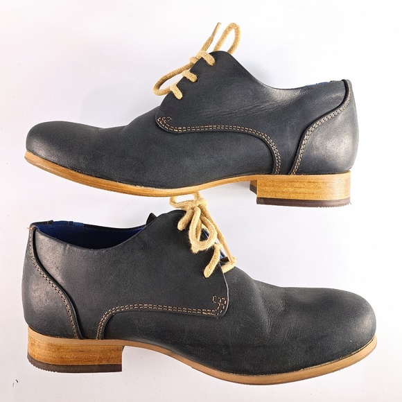 John Fluevog Shoes - John Fluevog Classic Radio CBC Derby Shoes Black and Blue Size 6.5